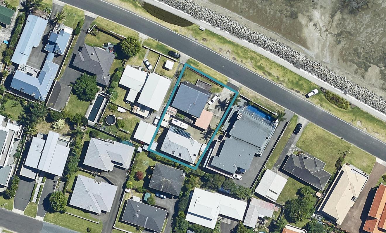 68B Harbour Drive, Otumoetai, Tauranga - Carousel 1