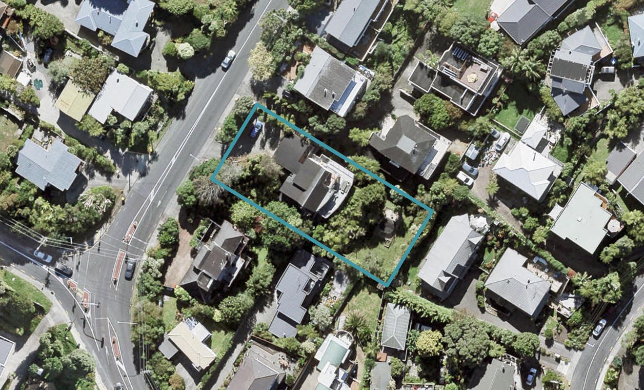 833 Beach Road, Browns Bay, Auckland - Carousel 1