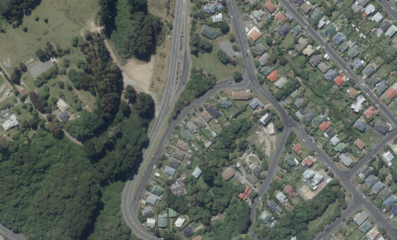 188 Pine Hill Road, Dalmore, Dunedin - Carousel 1