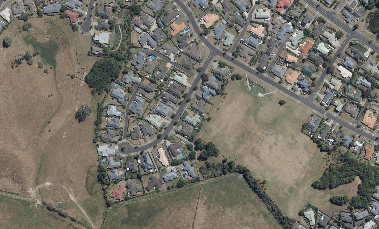 9 Limousin Place, Grandview Heights, Hamilton - Carousel 1