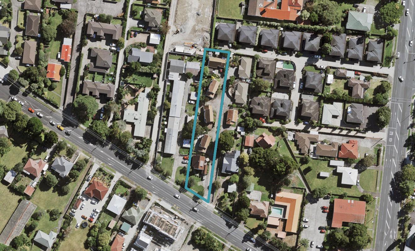 457/15 Swanson Road, Henderson, Auckland - Carousel 1
