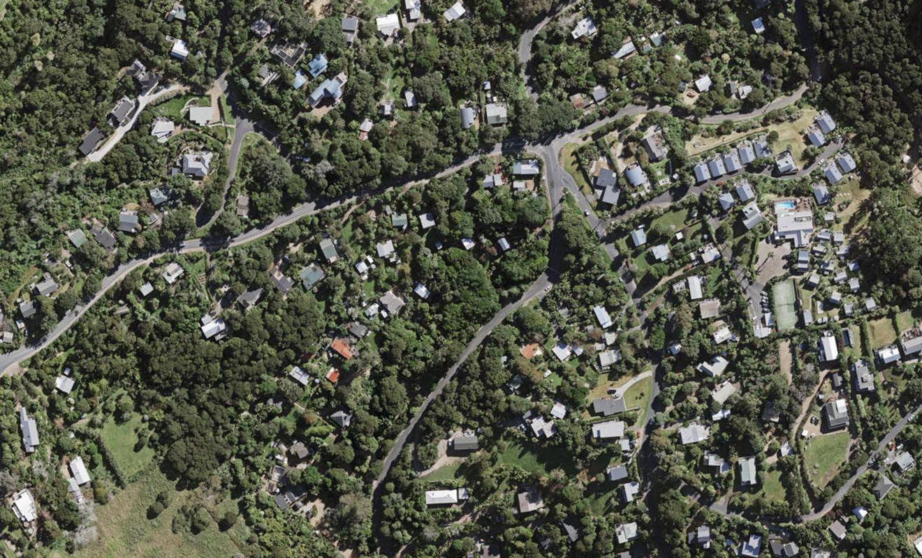 5 Te Toki Road, Ostend, Waiheke Island - Carousel 1