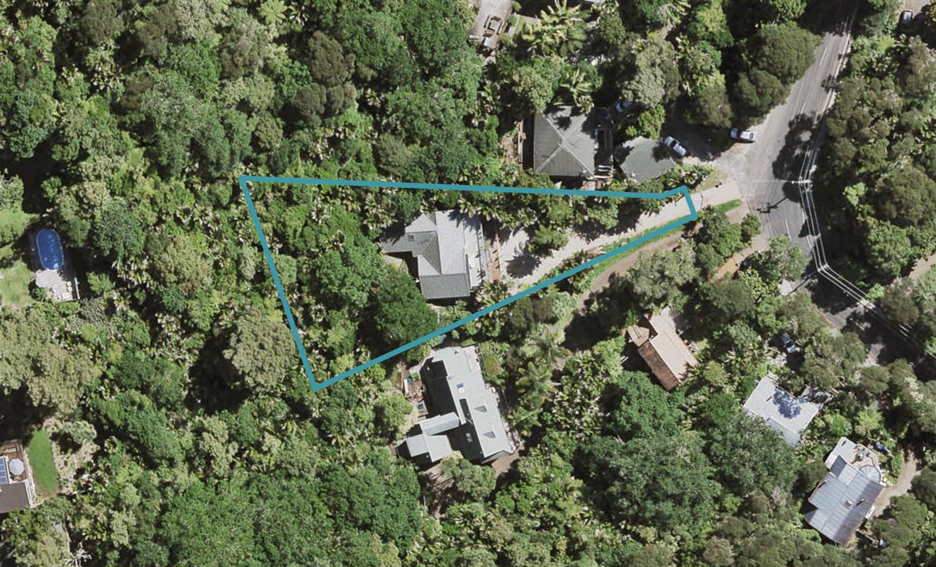 38 Wood Bay Road, Titirangi, Auckland - Carousel 1