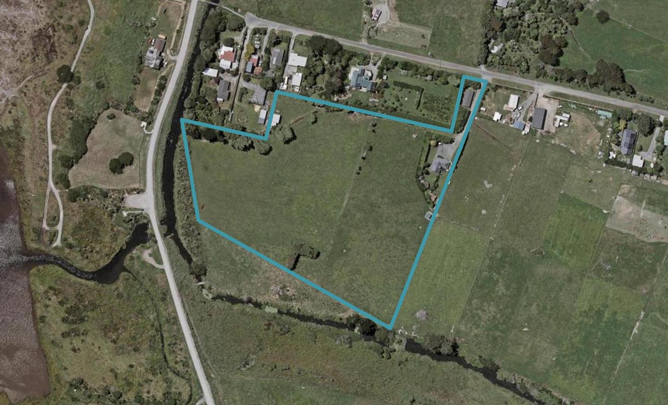 23 Atkinson Avenue, Otaki Beach, Otaki - Carousel 1