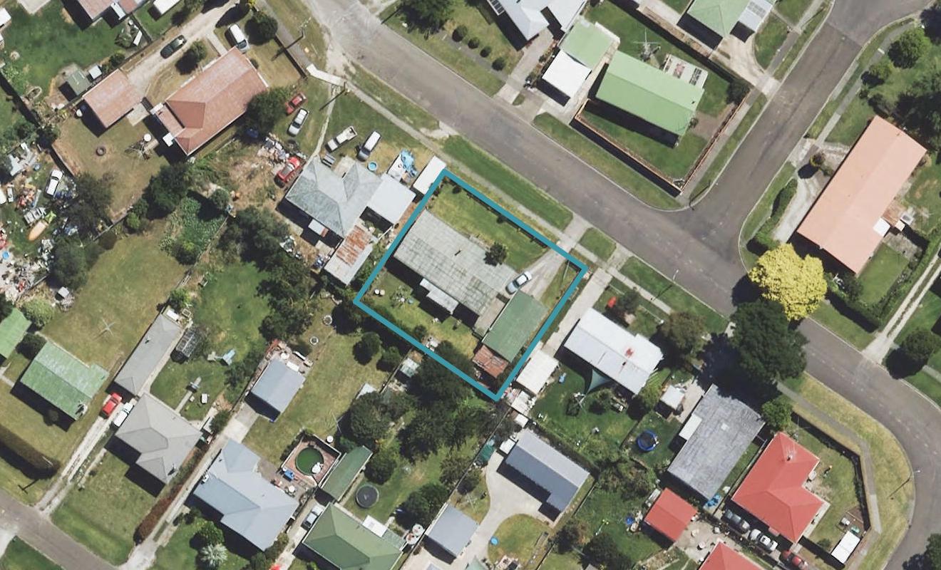 19 Daphne Street, Outer Kaiti, Gisborne - Carousel 1