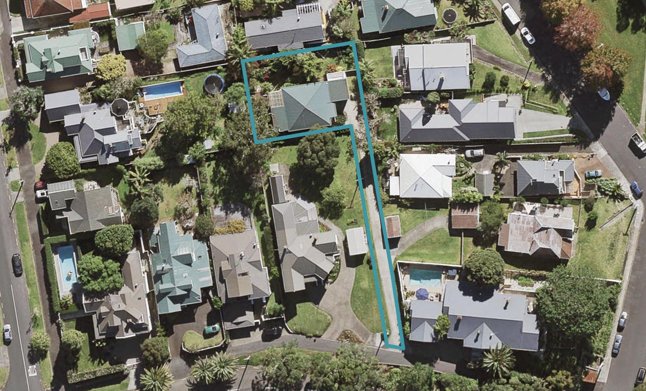 12 Stafford Road, Northcote Point, Auckland - Carousel 1
