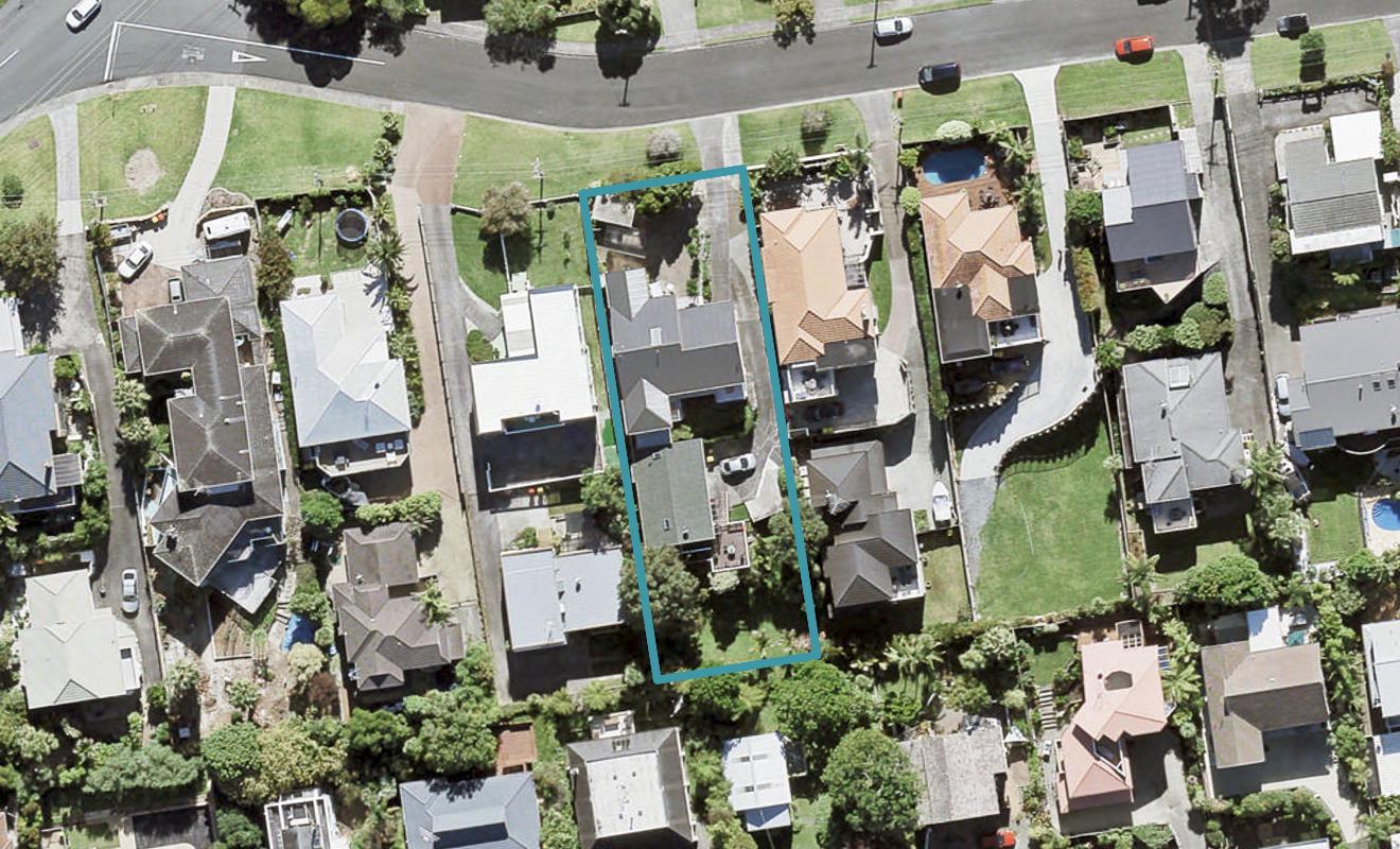2/9 Ridge Road, Waiake, Auckland - Carousel 1