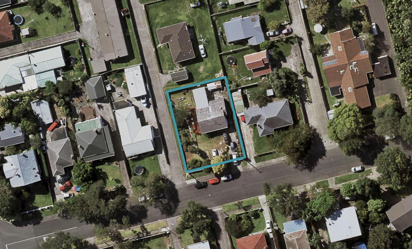152 Avenue Road, OTAHUHU, AUCKLAND - Carousel 1
