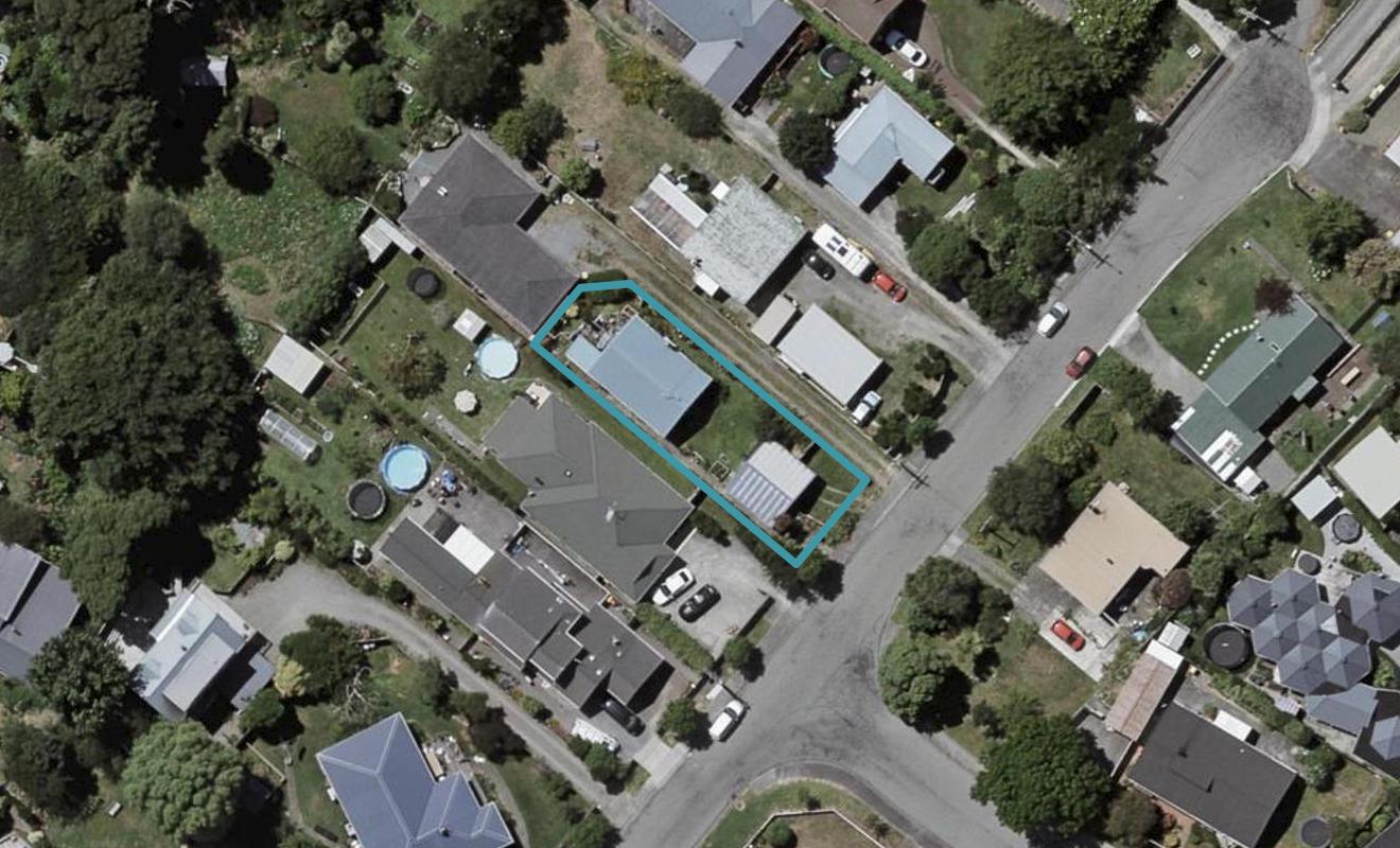 11A Goldsborough Avenue, Raumati Beach, Paraparaumu - Carousel 1