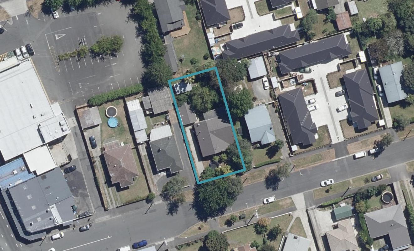 7 Oxford Street, Fairfield, Hamilton - Carousel 1