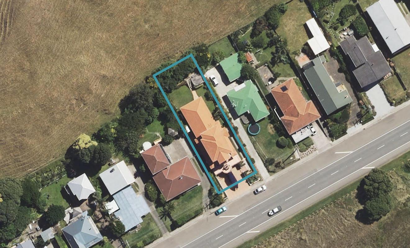 88 Moana Road, Okitu, Gisborne - Carousel 1