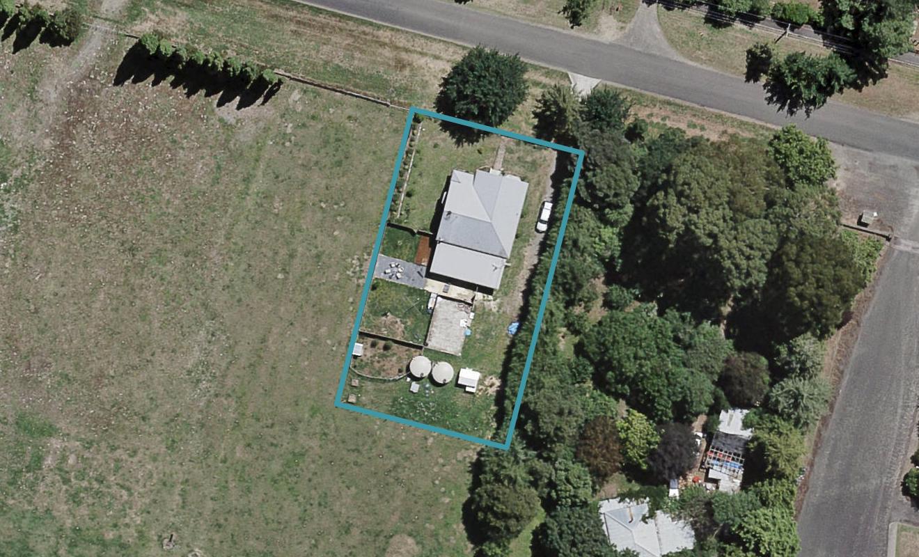 13 Owen Street, Waipawa - Carousel 1