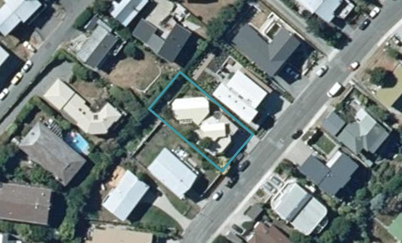 24 Wynyard Crescent, Fernhill, Queenstown - Carousel 1