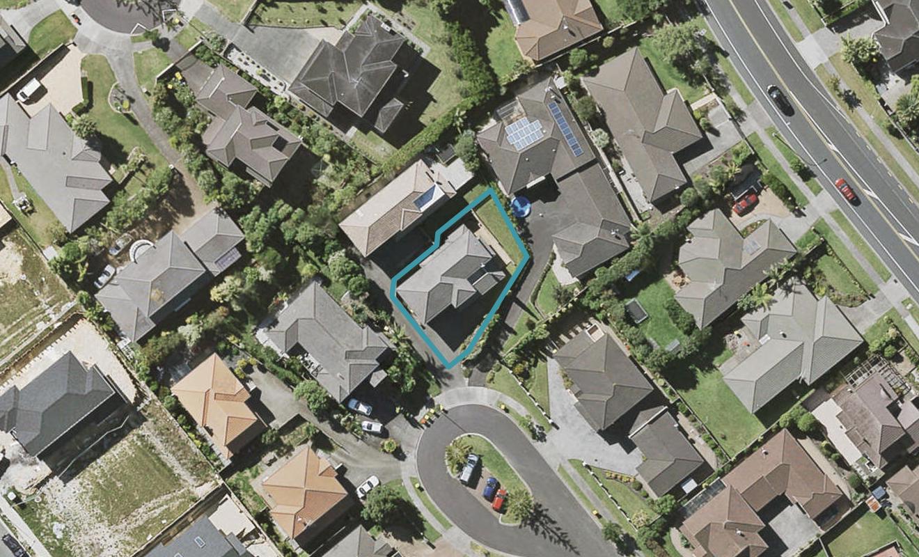 11A Carrigans Close, Pinehill, Auckland - Carousel 1
