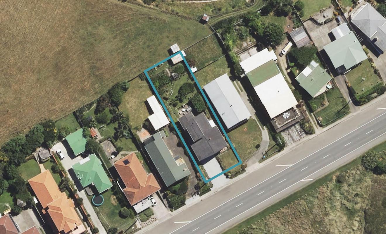 92 Moana Road, Okitu, Gisborne - Carousel 1