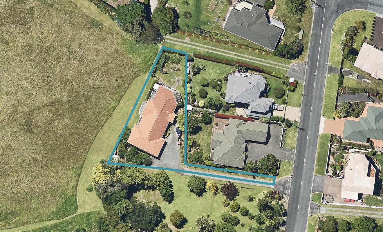 195 Tanners Point Road, Tanners Point, Katikati - Carousel 1