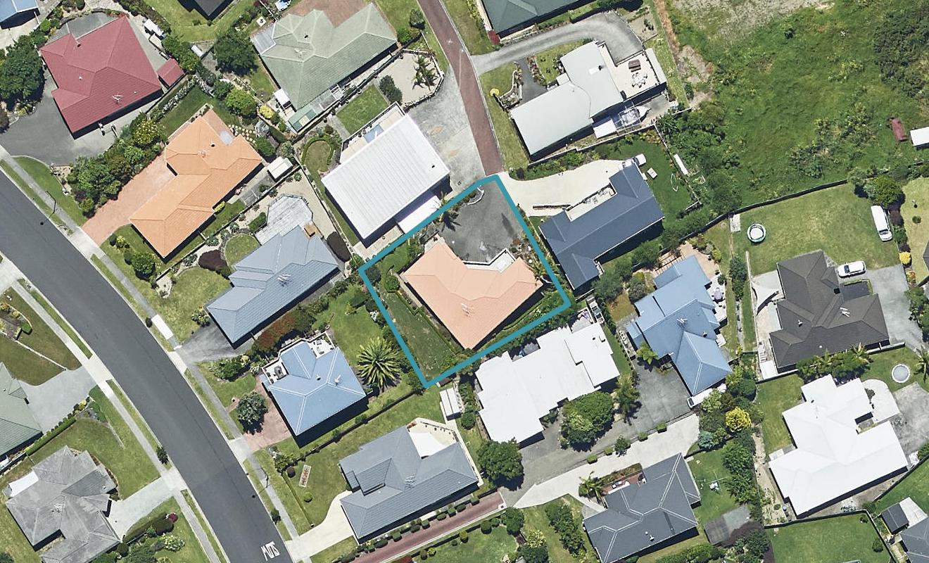 24 Bayvista Close, Welcome Bay, Tauranga - Carousel 1