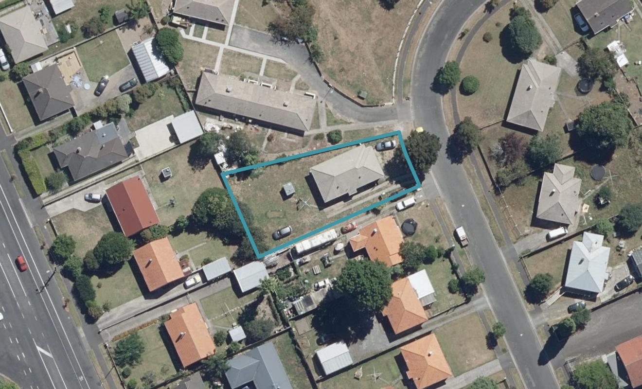 17 Ross Crescent, Fairfield, Hamilton - Carousel 1