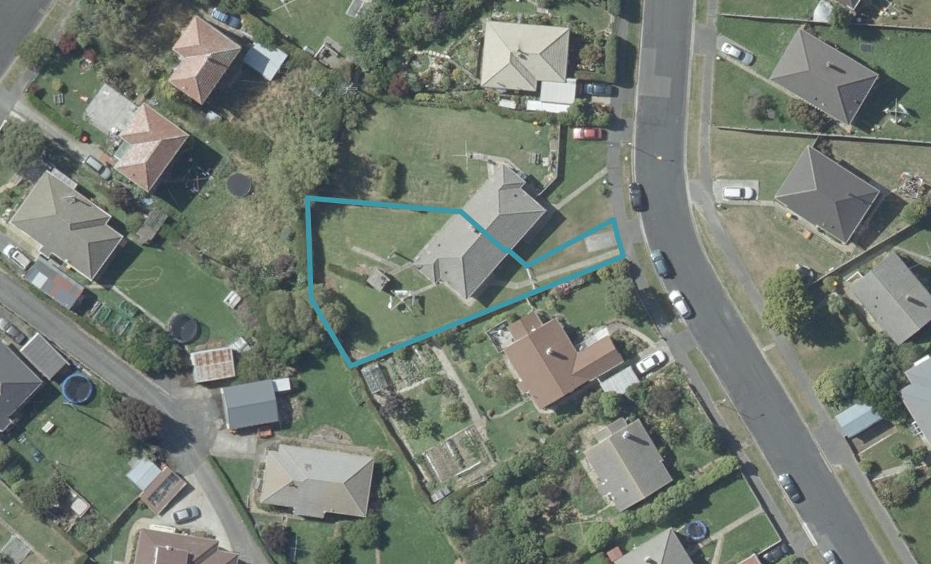 17 Dovecote Avenue, Corstorphine, Dunedin - Carousel 1