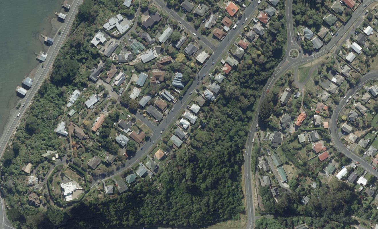 31 Glendevon Place, Vauxhall, Dunedin - Carousel 1