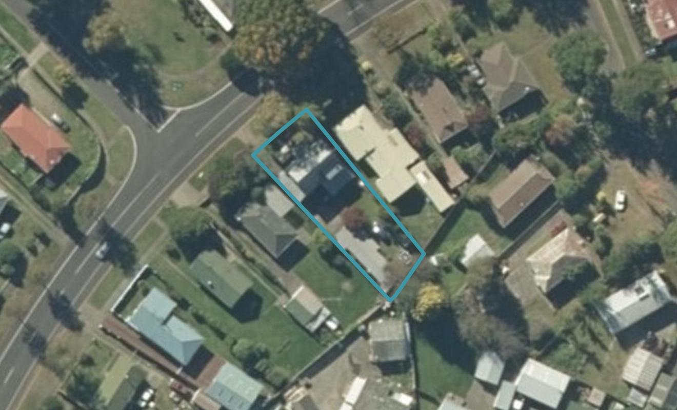 112 Te Rangitautahanga Road, Turangi - Carousel 1