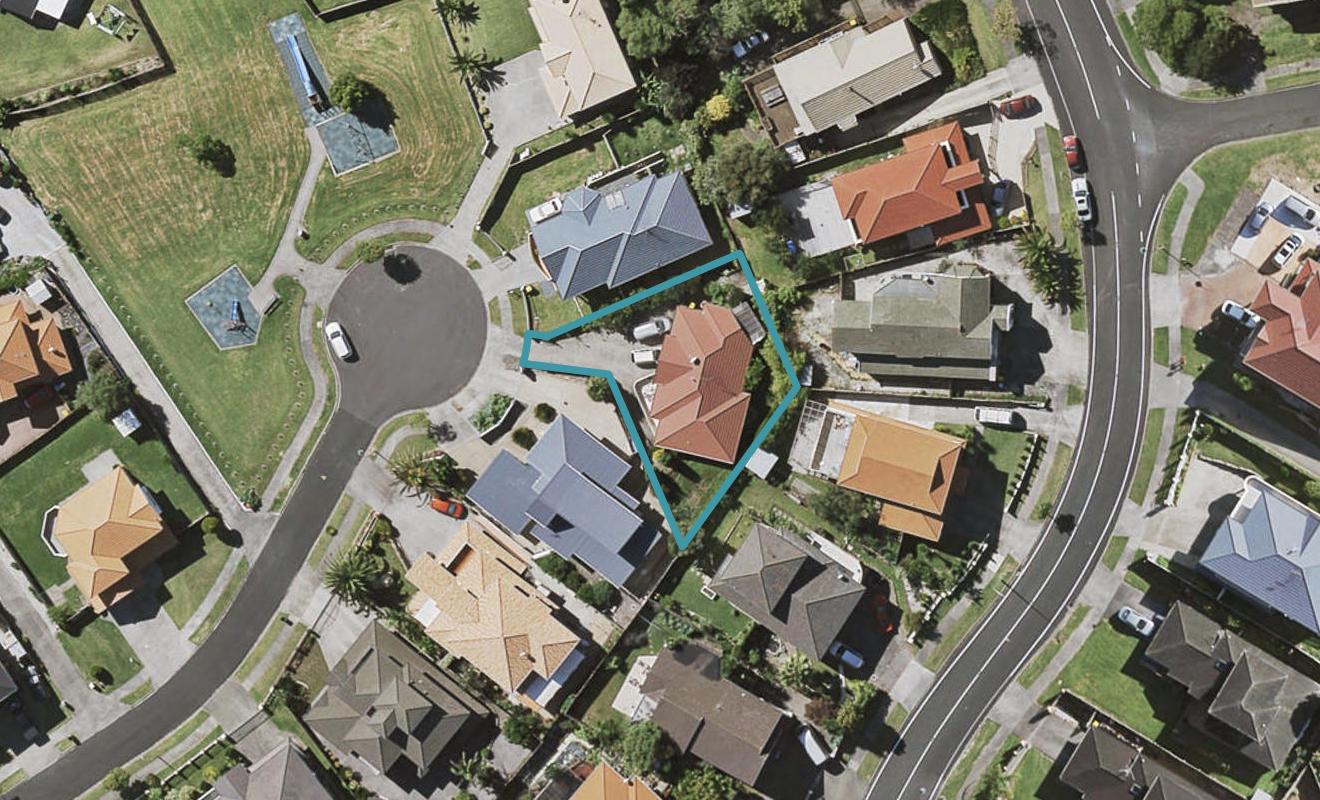 15 Macadamia Close, Goodwood Heights, Auckland - Carousel 1