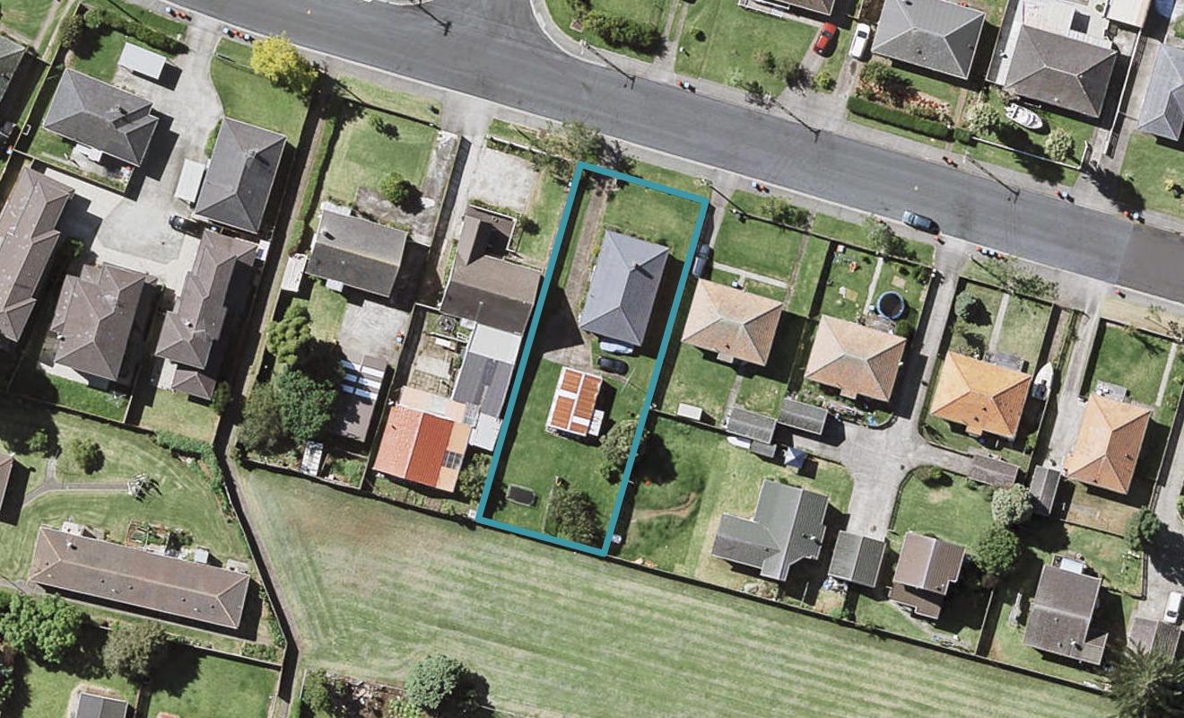 18 Matapan Road, Panmure, Auckland - Carousel 1