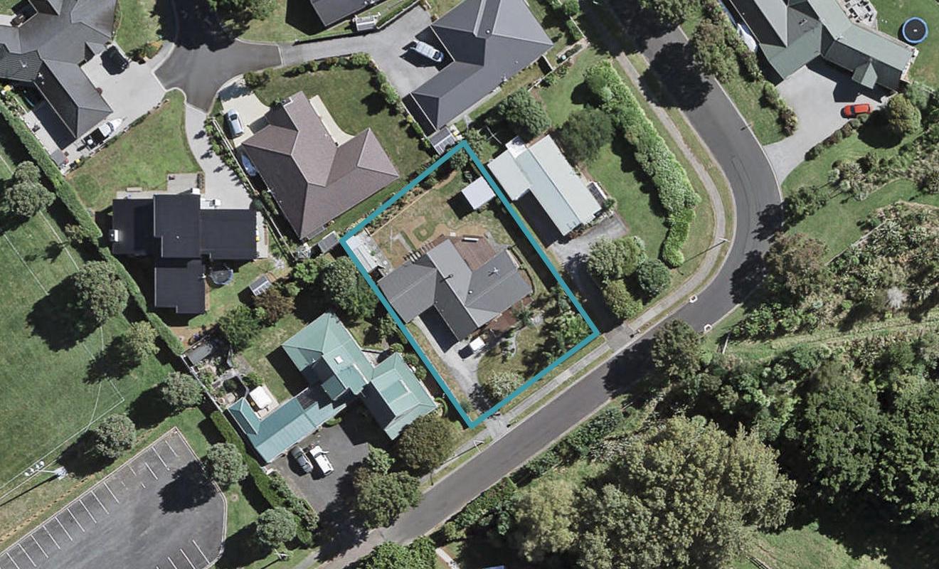 2 Clive Howe Road, Patumahoe, Pukekohe - Carousel 1