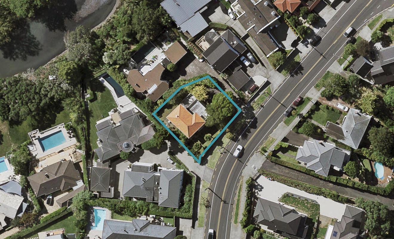 196 Orakei Road, Remuera, Auckland - Carousel 1