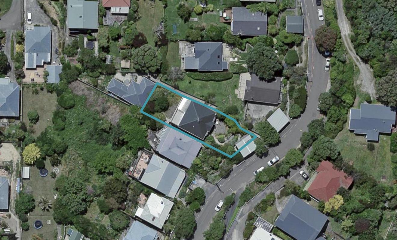 12 Sutherland Crescent, Melrose, Wellington - Carousel 1