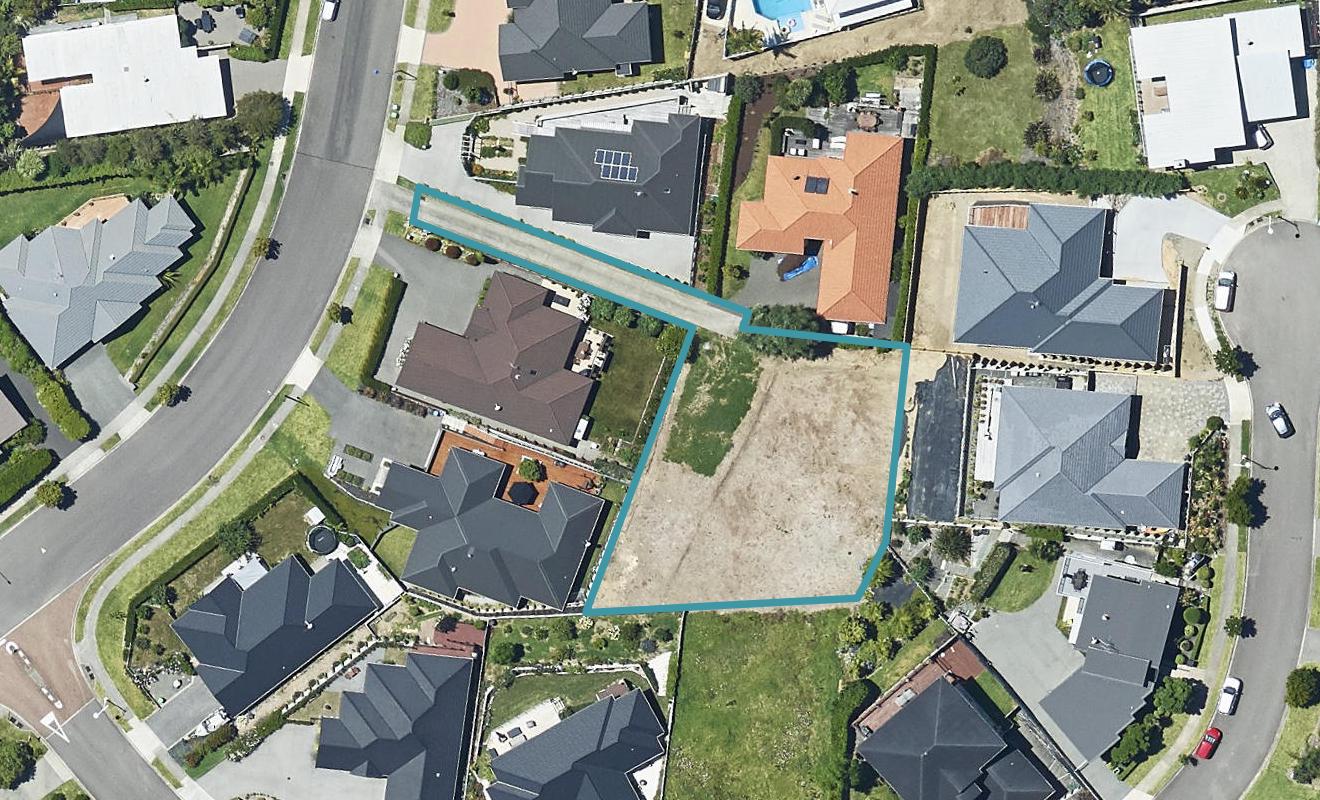 98 Castlewold Drive, Bethlehem, Tauranga - Carousel 1