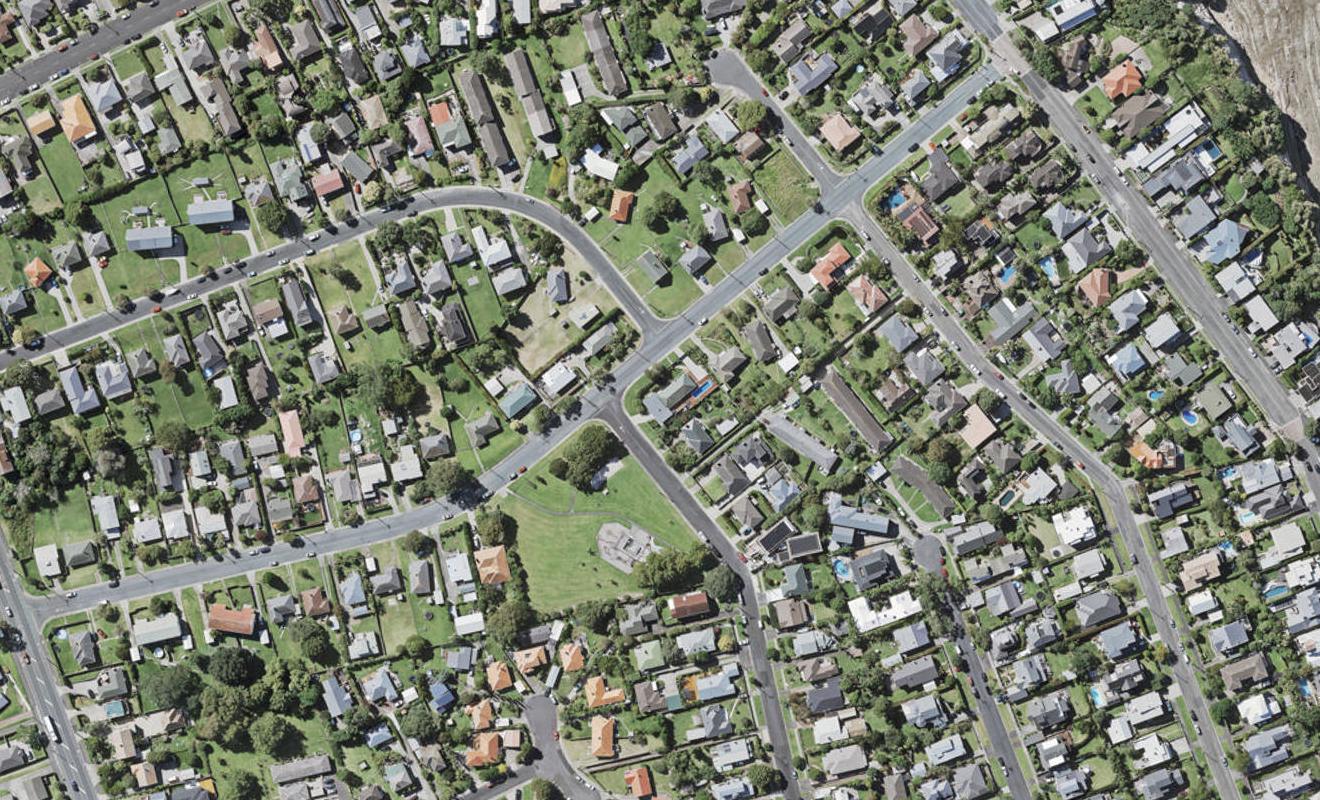 36 Wicklow Road, Belmont, Auckland - Carousel 1