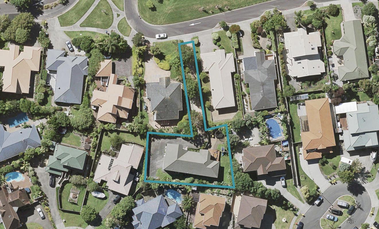 5 Taroka Close, Pinehill, Auckland - Carousel 1