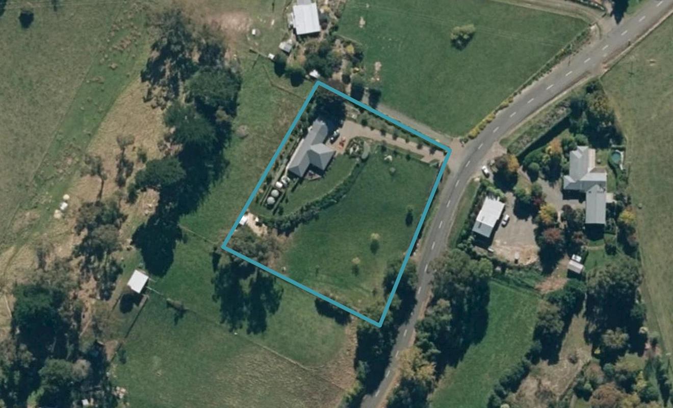 33 Ireland Road, Otane - Carousel 1