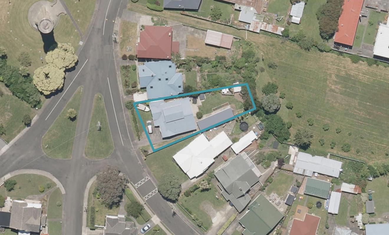 5 Maxwell Avenue, Durie Hill, Whanganui - Carousel 1