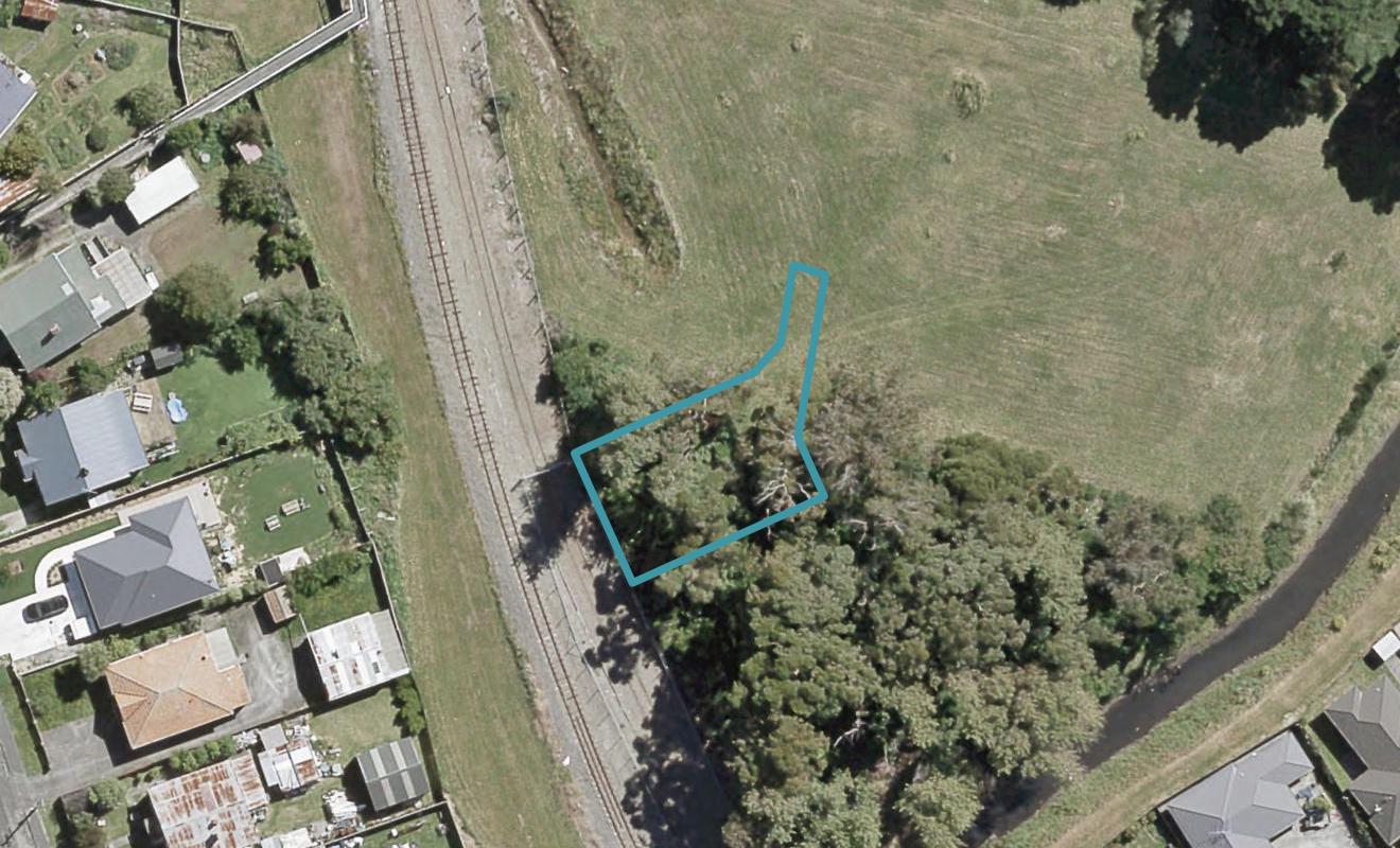 9 Wi Hape Pakau Place, Waiwhetu, Lower Hutt - Carousel 1