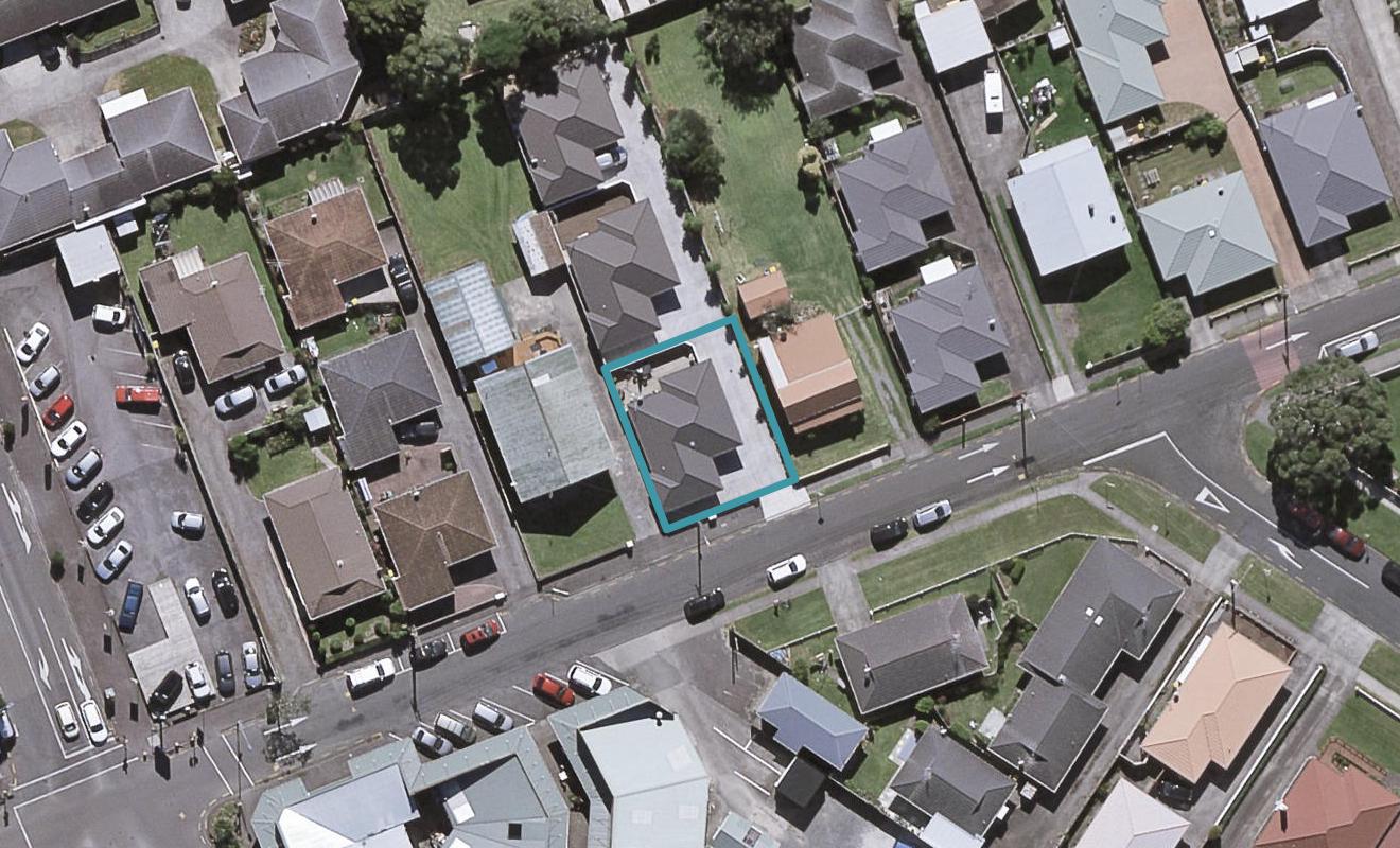 13A Clemow Road, Fitzroy, New Plymouth - Carousel 1