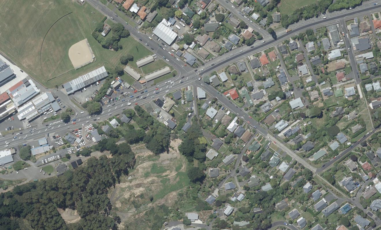 89 Kaikorai Valley Road, Glenross, Dunedin - Carousel 1
