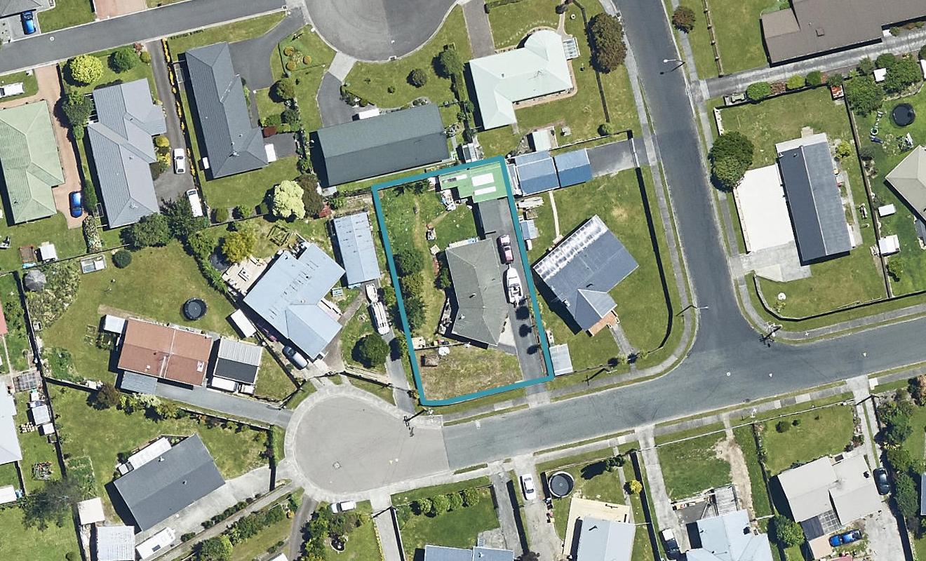 21 Fenruss Street, Fairy Springs, Rotorua - Carousel 1