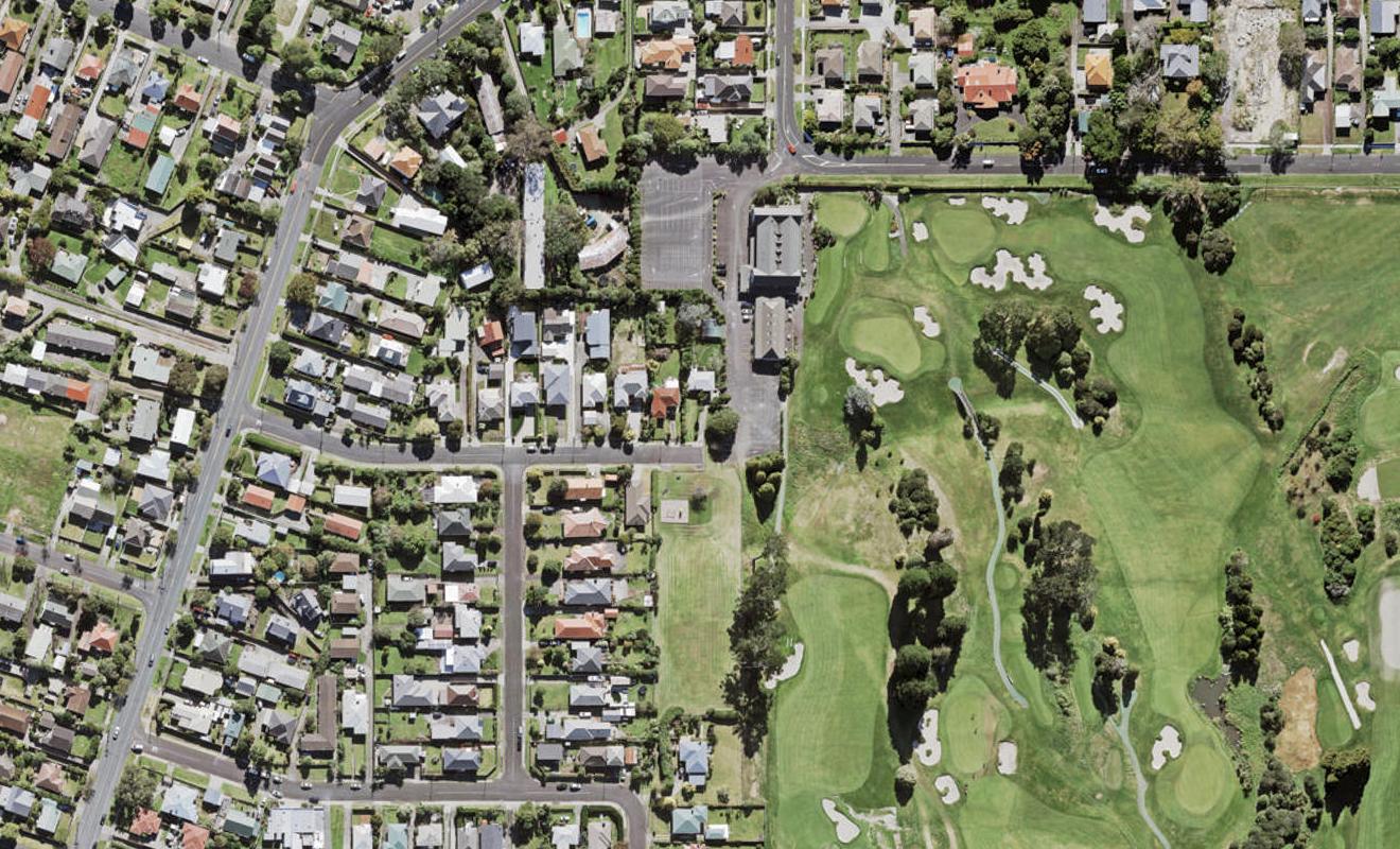 16 Maui Street, New Lynn, Auckland - Carousel 1