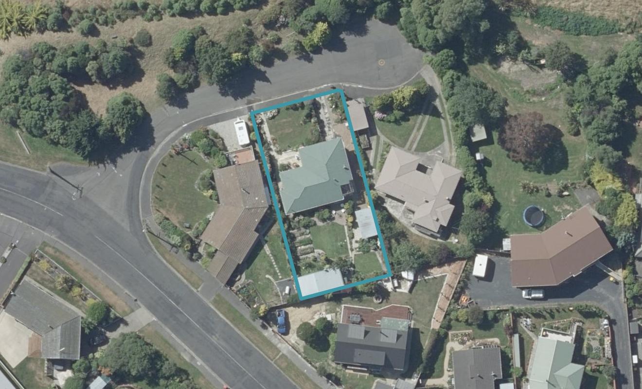 4 Robert Street, Fairfield, Dunedin - Carousel 1