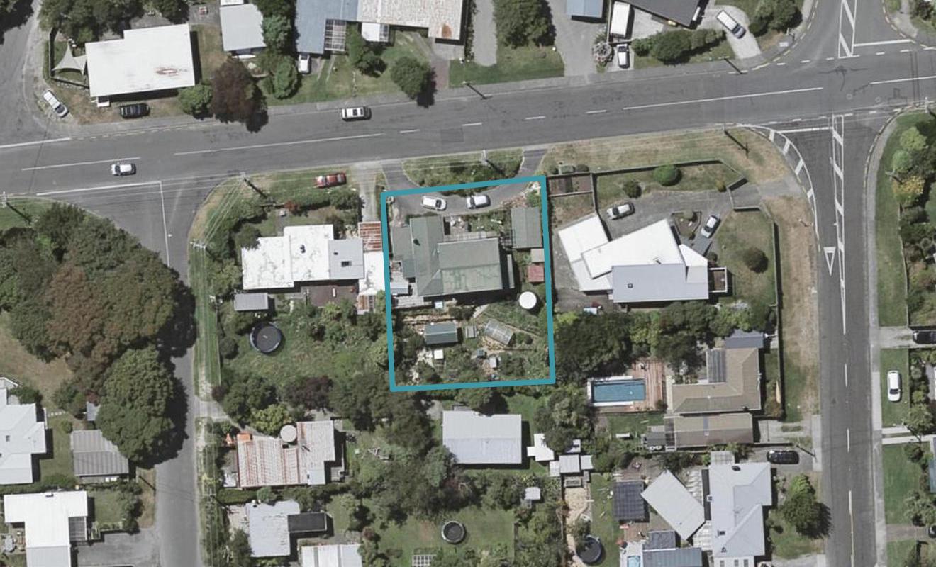 40 Menin Road, Raumati South, Paraparaumu - Carousel 1