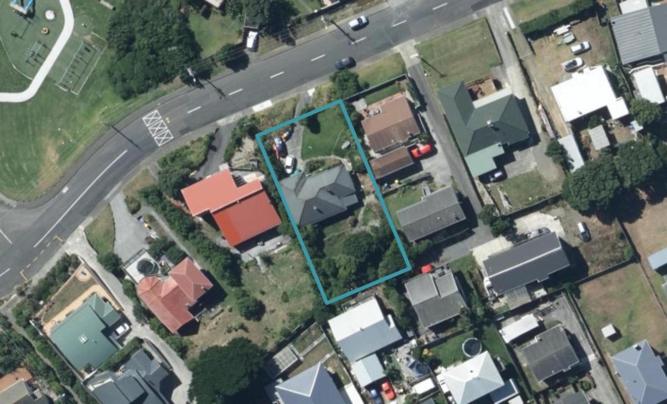 53 Tireti Road, Titahi Bay, Porirua - Carousel 1