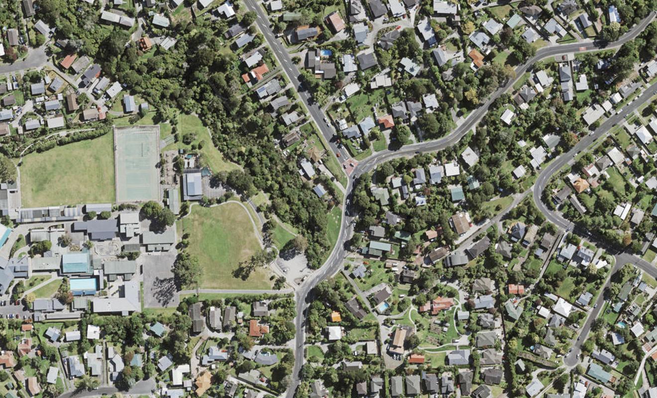 55 Atkinson Road, Titirangi, Auckland - Carousel 1