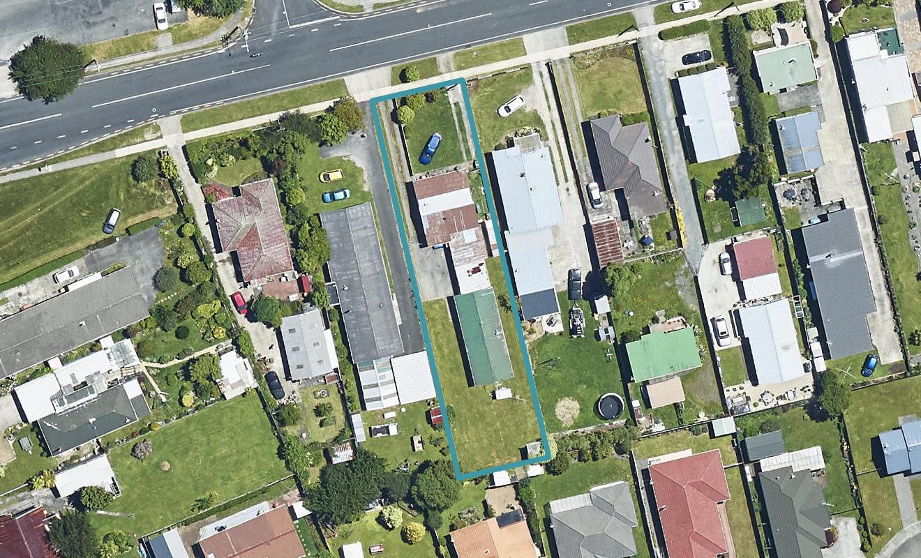 9B Kawaha Point Road, Fairy Springs, Rotorua - Carousel 1