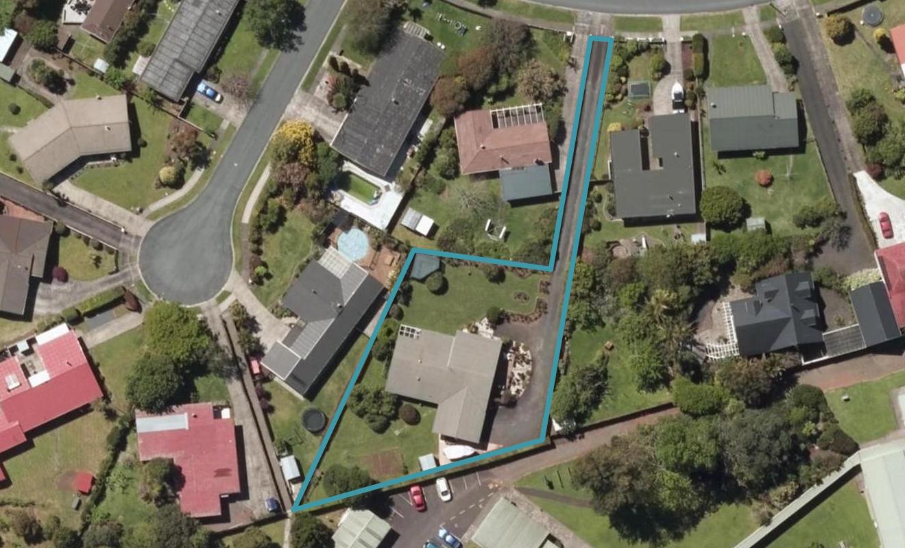 22 Carlton Crescent, Kamo, Whangarei - Carousel 1