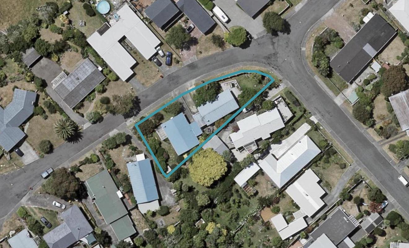 11 Callender Terrace, Paraparaumu Beach, Paraparaumu - Carousel 1