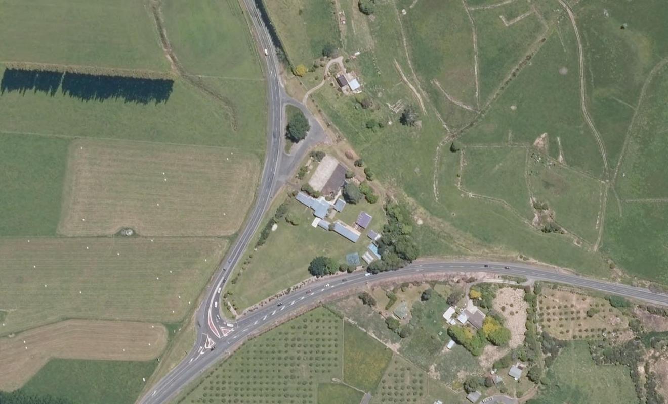 18 State Highway 10, Pakaraka, Moerewa - Carousel 1
