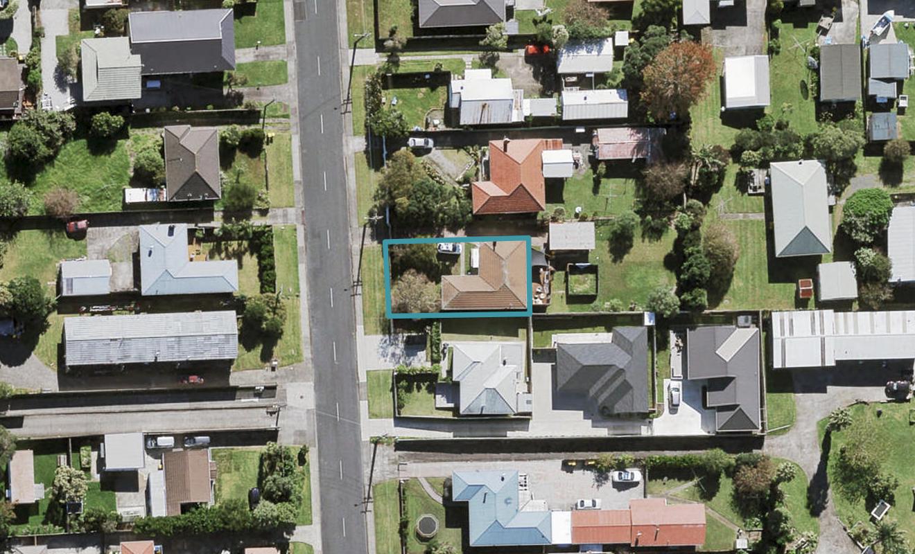 799B Te Atatu Road, Te Atatu Peninsula, Auckland - Carousel 1