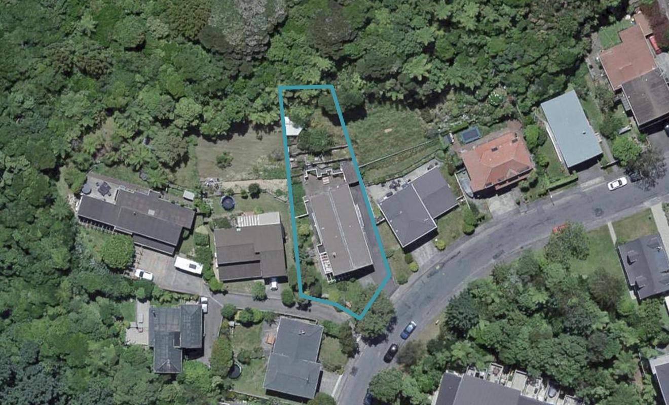 9 Thatcher Crescent, Crofton Downs, Wellington - Carousel 1
